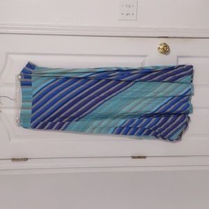 Long skirt, blue diagonal lines